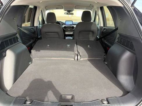 Used 2022 Ford Escape SE w/ Cold Weather Package FWD image 39