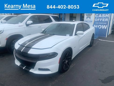 Used 2018 Dodge Charger R/T w/ Plus Group RWD image 1