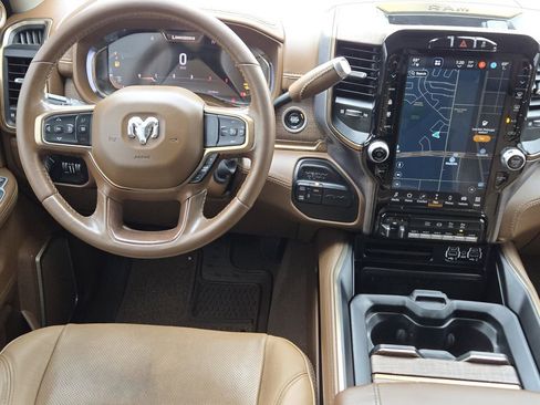 Used 2024 RAM 3500 Limited w/ Towing Technology Group image 29