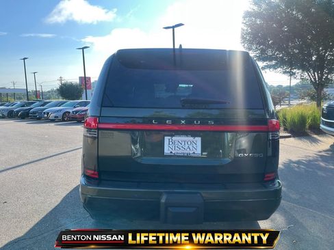 Used 2025 Lexus GX 550 w/ Accessory Package (2T) AWD/4WD image 7