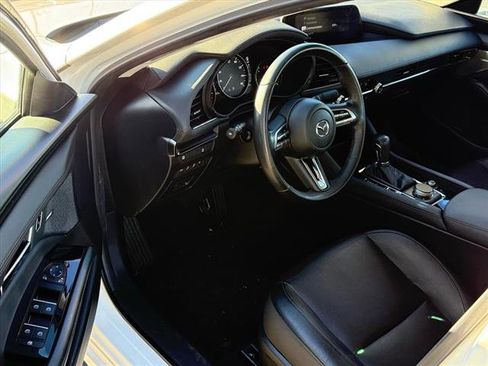 Used 2019 MAZDA MAZDA3 Sedan w/ Premium Package image 9