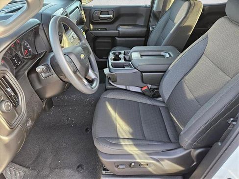 New 2026 Chevrolet Silverado 1500 Custom w/ Turbomax Blackout Package image 4