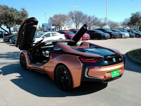 Used 2019 BMW i8 Roadster image 9