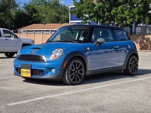 Used 2013 MINI Cooper S FWD image 8