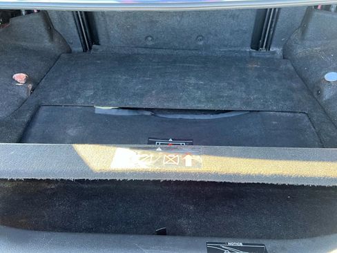 Used 2011 INFINITI G37 Sport w/ Premium Pkg image 17