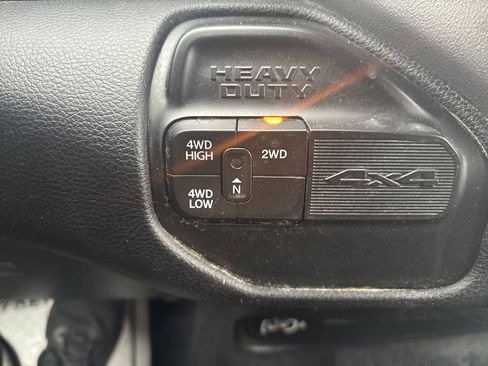 Used 2024 RAM 2500 Big Horn image 29