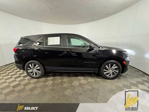 Used 2024 Chevrolet Equinox LT w/ LPO, Floor Liner Package FWD image 6