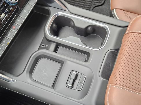 New 2026 GMC Sierra 2500 Denali Ultimate image 15