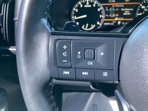 Used 2022 Nissan Pathfinder SL image 18