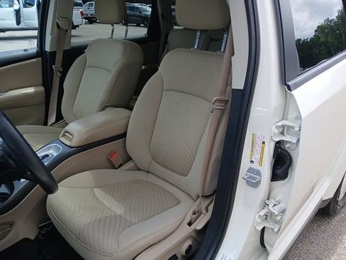 Used 2014 Dodge Journey SXT w/ Flexible Seating Group FWD image 33