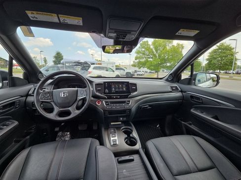 Used 2023 Honda Passport TrailSport image 15