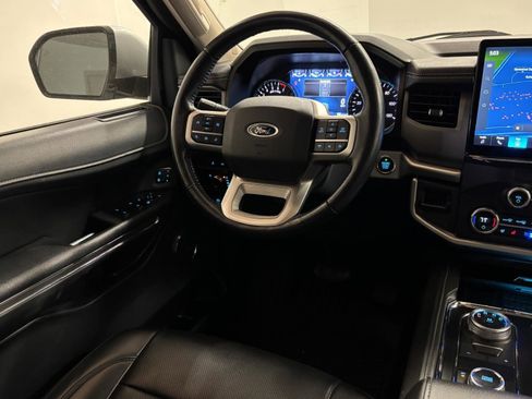 Used 2022 Ford Expedition Max XLT AWD/4WD image 23