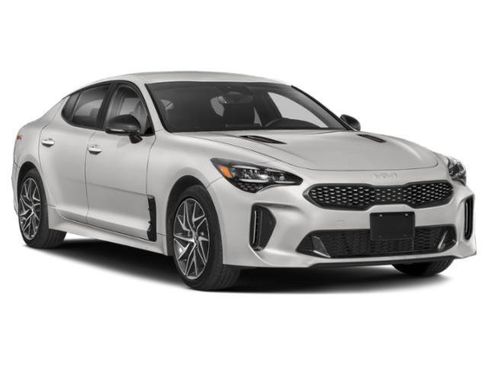 Used 2022 Kia Stinger GT-Line RWD image 9