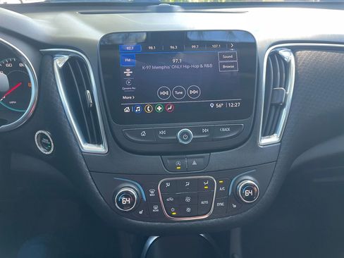 Used 2021 Chevrolet Malibu LT image 18