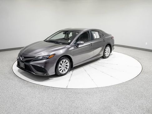 Used 2023 Toyota Camry SE FWD image 33