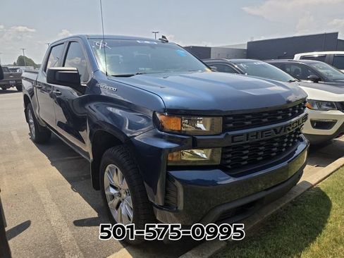 Used 2020 Chevrolet Silverado 1500 Custom w/ Custom Convenience Package AWD/4WD image 7