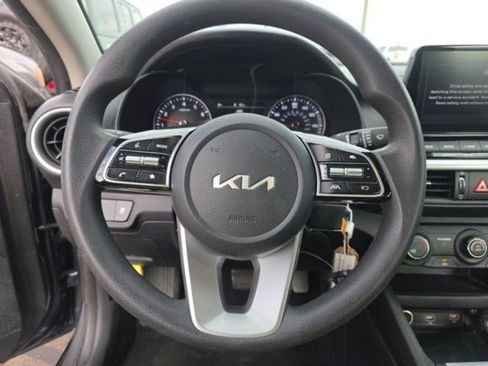 Used 2024 Kia Forte LXS FWD image 6