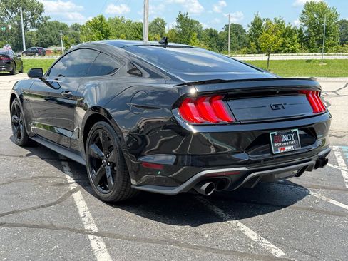 Used 2021 Ford Mustang GT RWD image 4