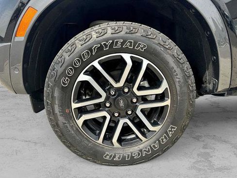 Certified 2024 Ford Ranger Lariat w/ FX4 Off-Road Package AWD/4WD image 13