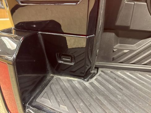 Used 2025 GMC Hummer EV 3X w/ LPO, Sport Package image 60