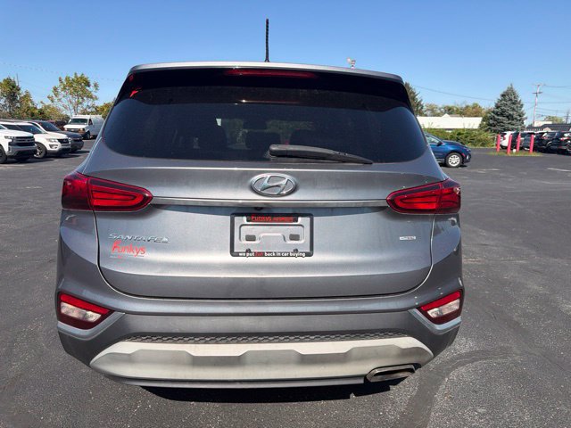 Used 2019 Hyundai Santa Fe SE AWD/4WD image 6