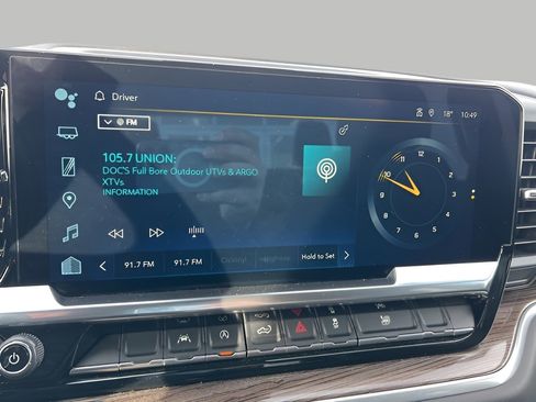 Used 2024 Chevrolet Silverado 1500 LT image 11