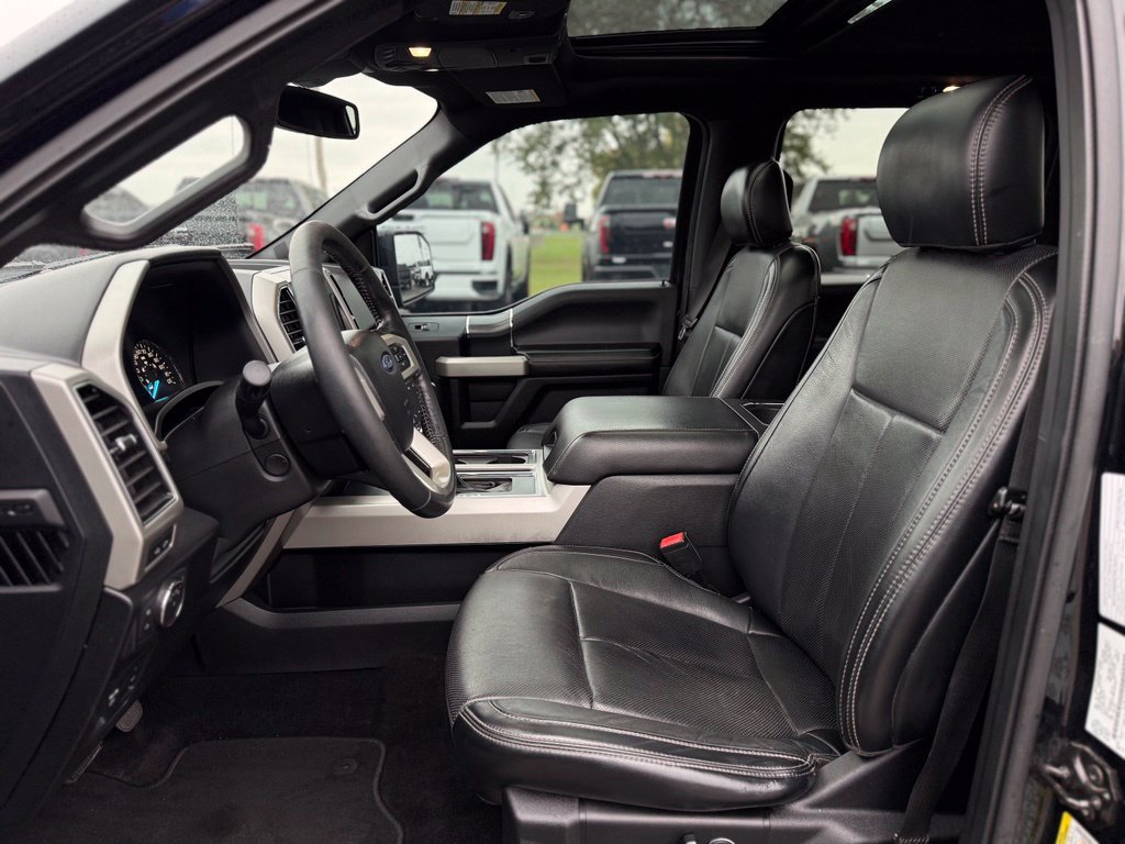 Used 2018 Ford F150 Lariat w/ Equipment Group 502A Luxury AWD/4WD image 12