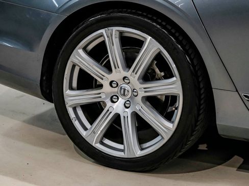 Used 2017 Volvo S90 T6 Inscription w/ Vision Package image 69