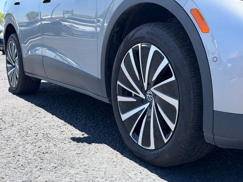 Used 2025 Volkswagen ID.4 Pro AWD/4WD image 24