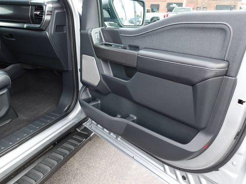 Used 2025 Ford F150 Lariat AWD/4WD image 34