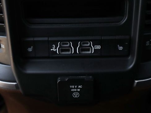 Used 2020 RAM 1500 Laramie image 44