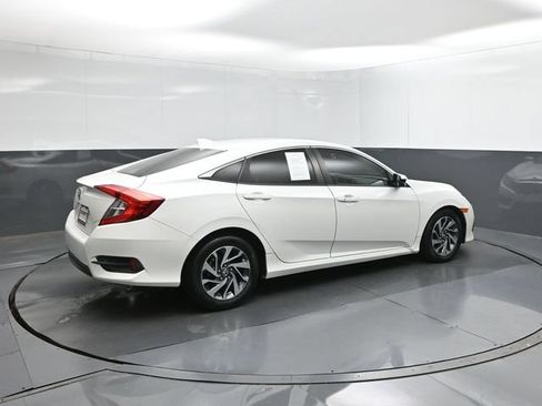 Used 2018 Honda Civic EX image 13