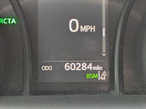 Used 2019 Toyota Camry SE image 10