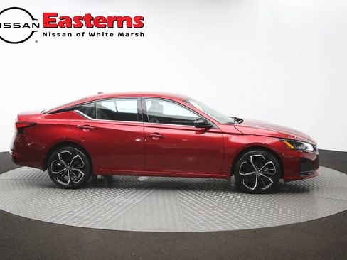 Used 2023 Nissan Altima 2.5 SR AWD/4WD image 44