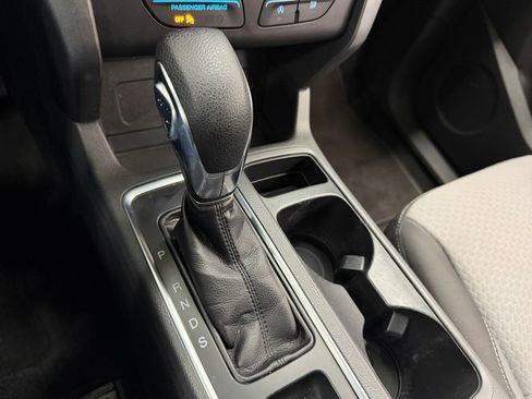 Used 2018 Ford Escape SE AWD/4WD image 16