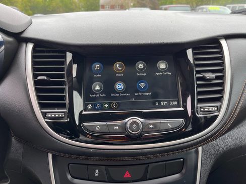 Used 2019 Chevrolet Trax LS AWD/4WD image 24