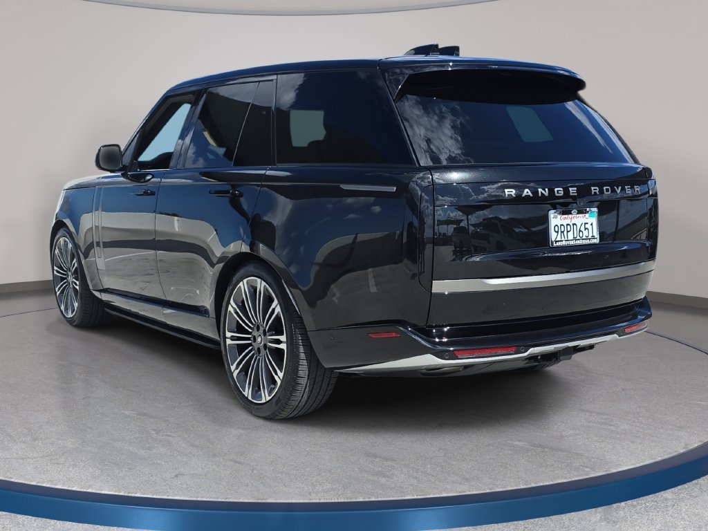 Certified 2025 Land Rover Range Rover SE AWD/4WD image 6