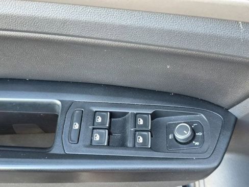 Used 2019 Volkswagen Atlas SEL R-Line AWD/4WD image 35