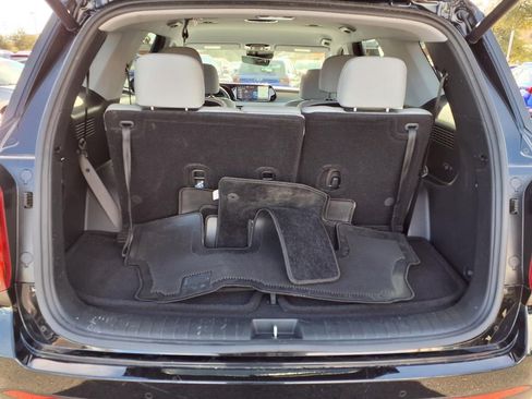 Used 2025 Hyundai Palisade SEL FWD image 10