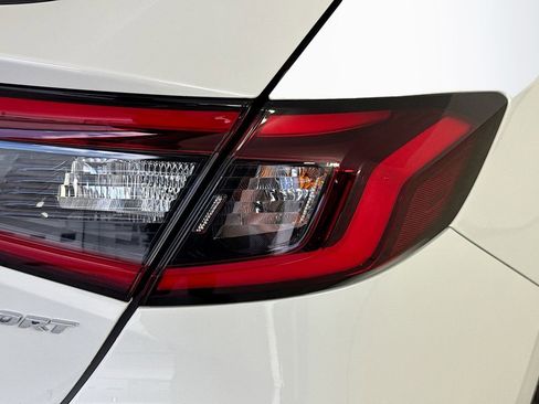 Used 2023 Honda Civic Sport image 31