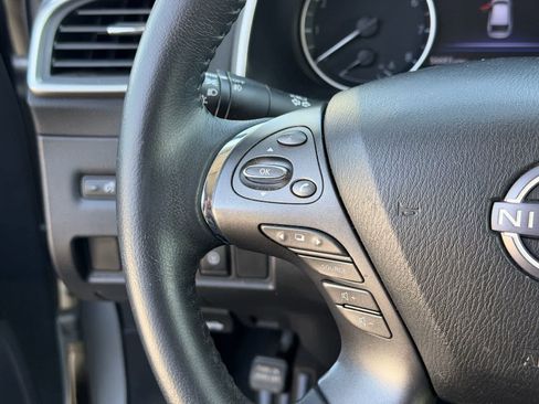 Used 2023 Nissan Murano SV image 10