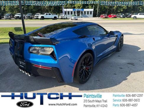 Used 2015 Chevrolet Corvette Z06 w/ Z07 Performance Package RWD image 9