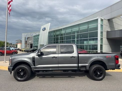 Used 2025 Ford F250 XL w/ STX Appearance Package AWD/4WD image 2