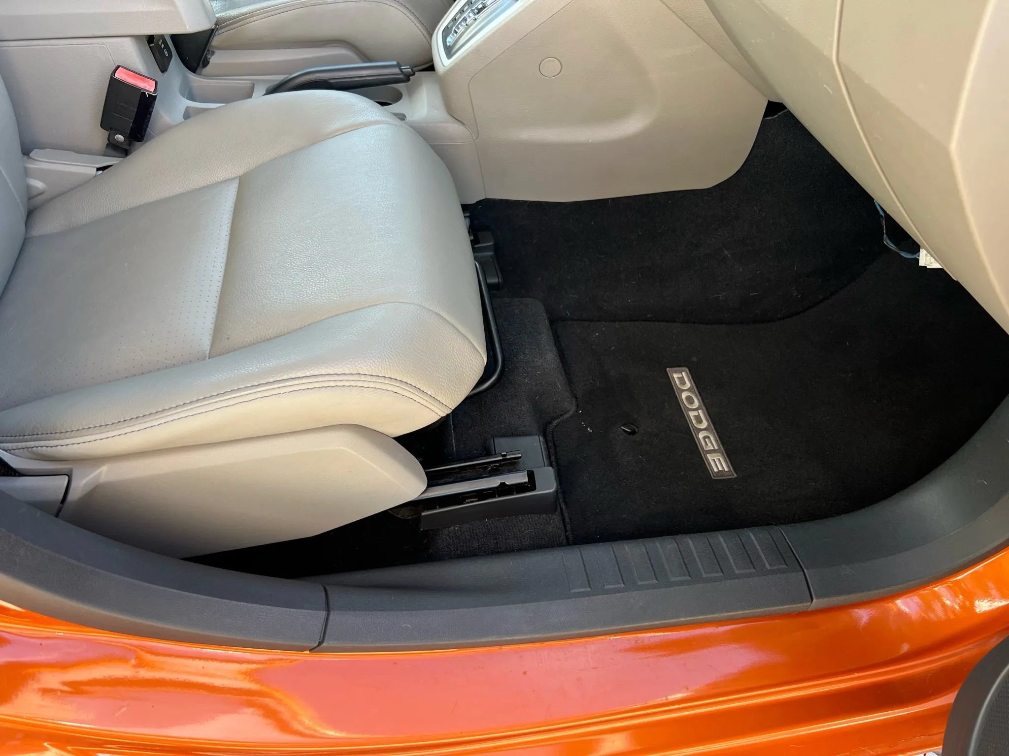 Used 2011 Dodge Caliber Uptown w/ Security Group FWD image 38