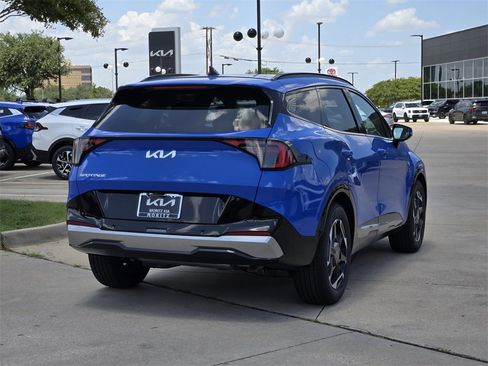 New 2026 Kia Sportage SX image 4