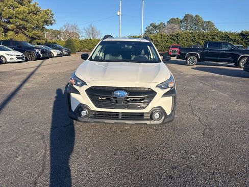 Used 2024 Subaru Outback Onyx Edition image 3