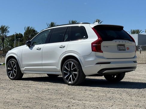 Used 2023 Volvo XC90 T8 Ultimate w/ Lounge Package image 2