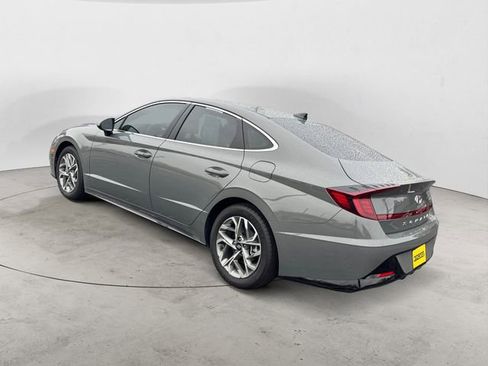 Used 2023 Hyundai Sonata SEL w/ Cargo Package image 3