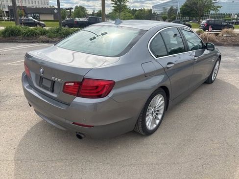 Used 2011 BMW 535i xDrive Sedan AWD/4WD image 3