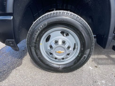 New 2026 Chevrolet Silverado 3500 W/T AWD/4WD image 27